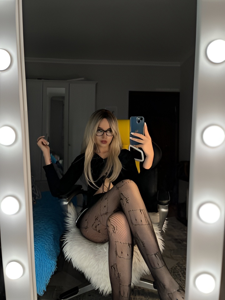 Фариза привлекальеная девушка из Ленинска-кузнецкого цена от 2000 руб