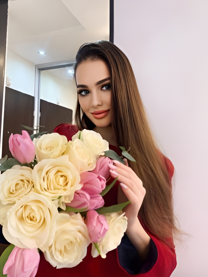 Изабелла привлекальеная девушка из Ленинска-кузнецкого цена от 2500 руб