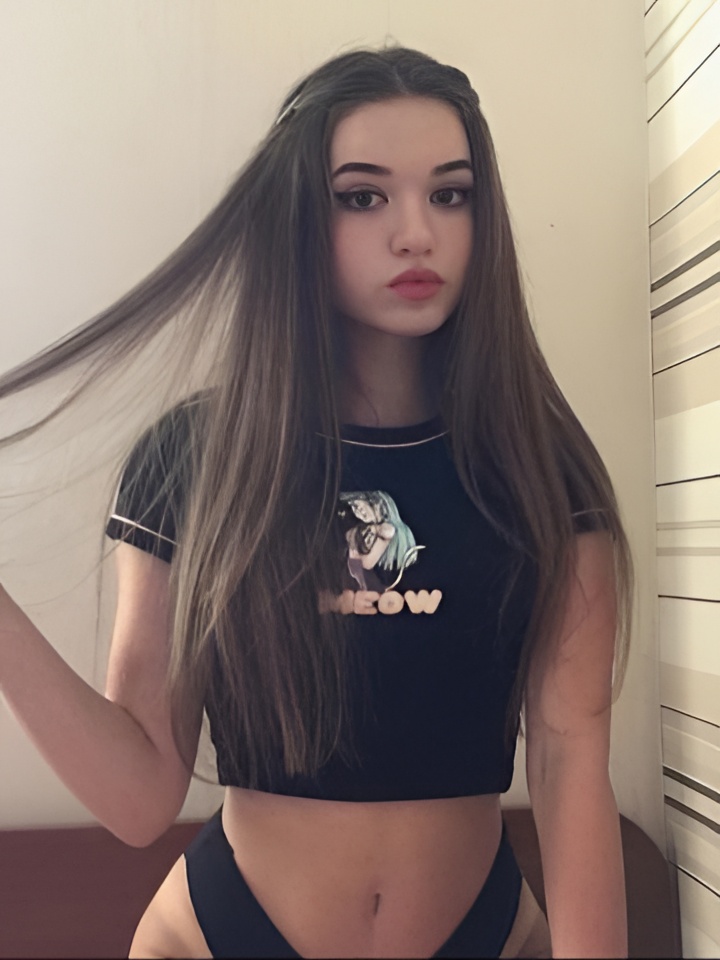 Марина привлекальеная девушка из Ленинска-кузнецкого цена от 2000 руб