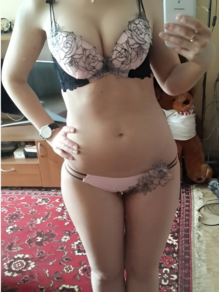 Софи привлекальеная девушка из Ленинска-кузнецкого цена от 3000 руб