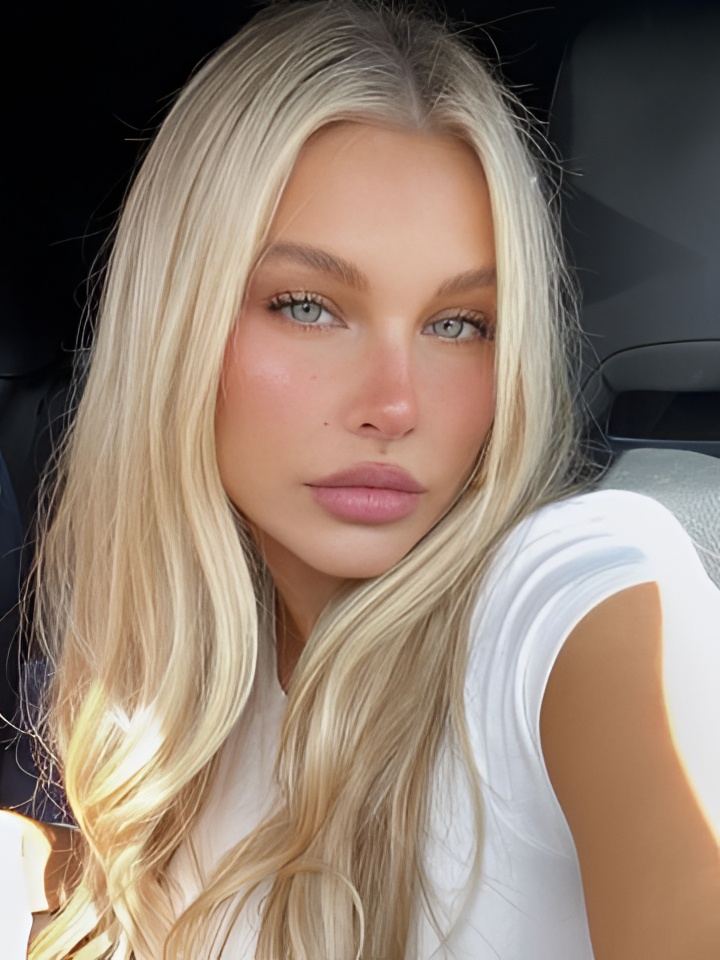 Стефания привлекальеная девушка из Ленинска-кузнецкого цена от 4000 руб