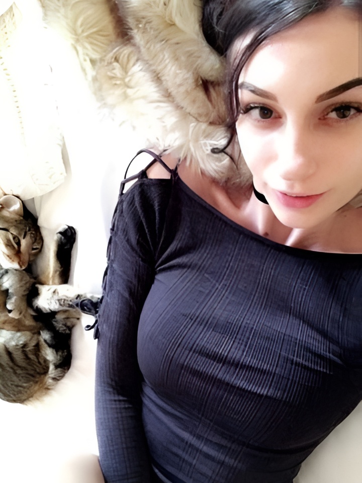 Света привлекальеная девушка из Ленинска-кузнецкого цена от 5000 руб