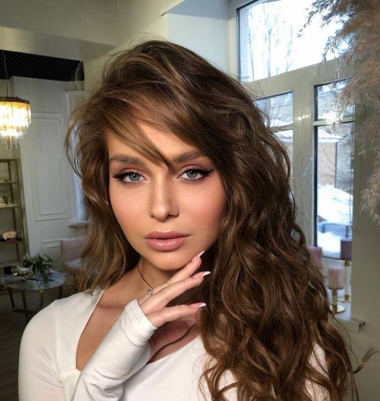 Юлия привлекальеная девушка из Ленинска-кузнецкого цена от 8000 руб