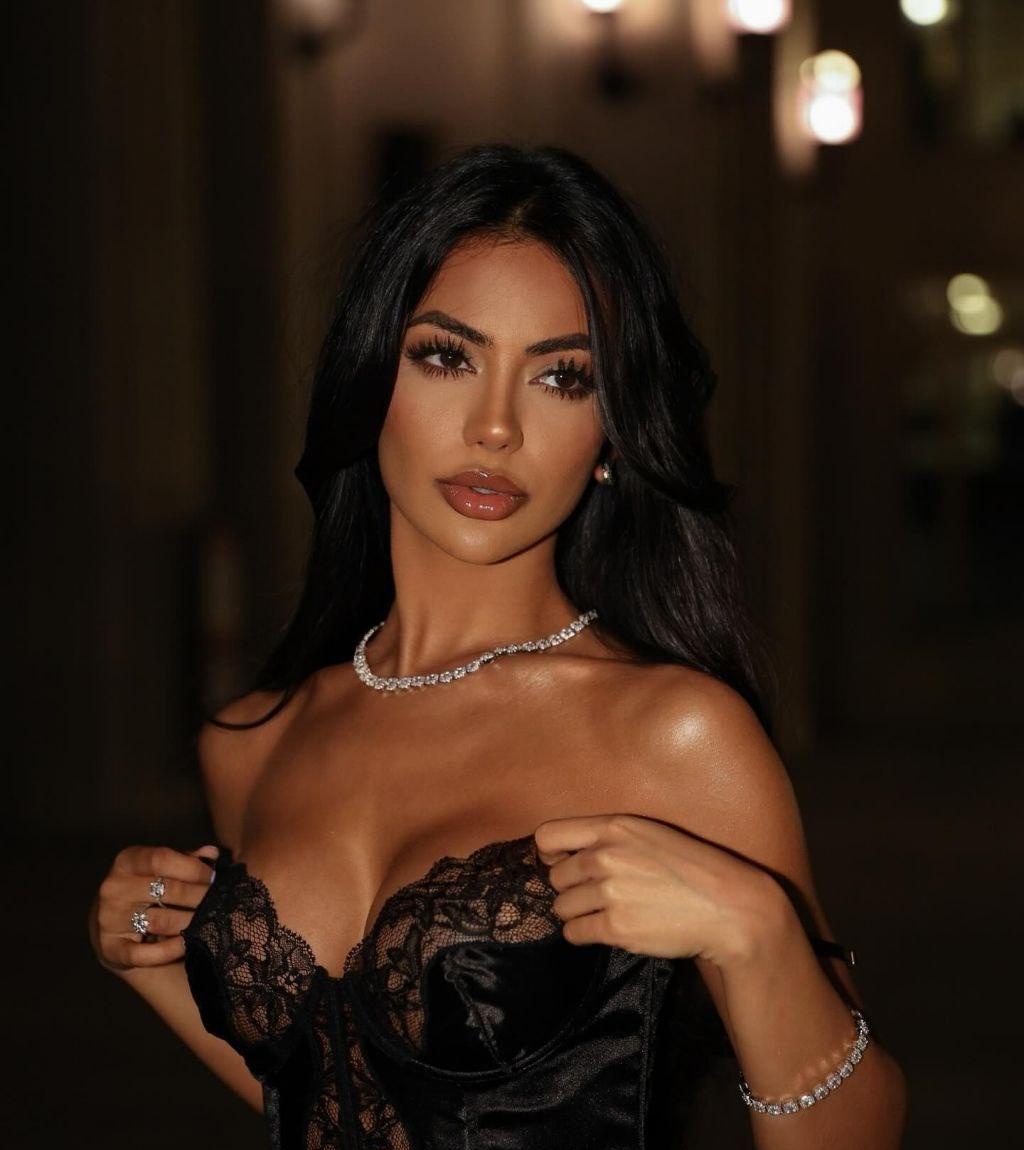 Милана привлекальеная девушка из Ленинска-кузнецкого цена от 4000 руб